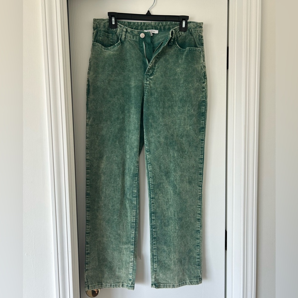 Women’s Washed Green Jeans - L